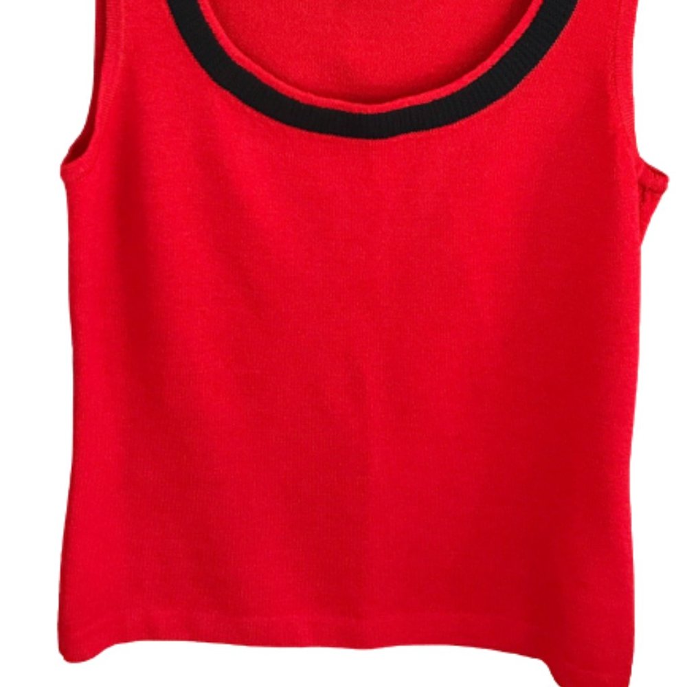 St John Red Shell Top Size Small - Picture 2 of 6